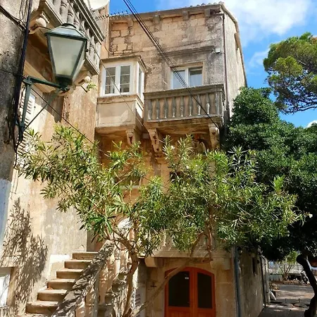 Sorelle Apartment